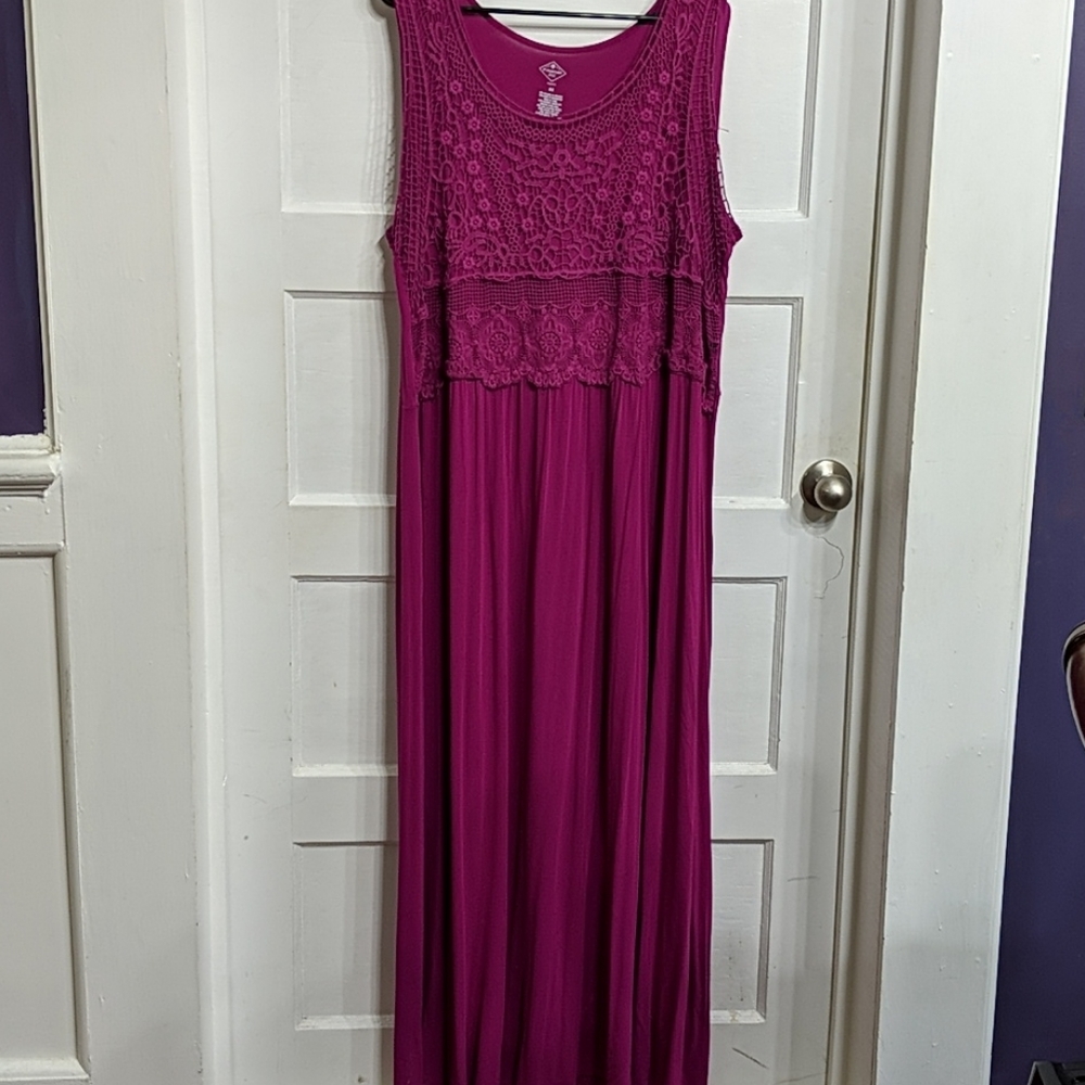 Pink dress with lace detail